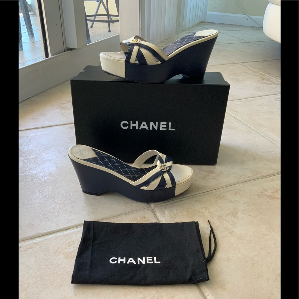 Chanel Summer Vintage CC Platform Wedge Slides 39